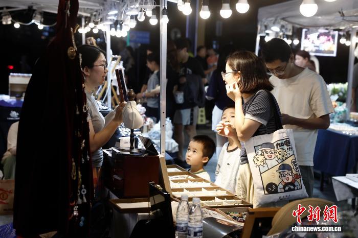 上海夜经济升级 打造“24小时活力城市”