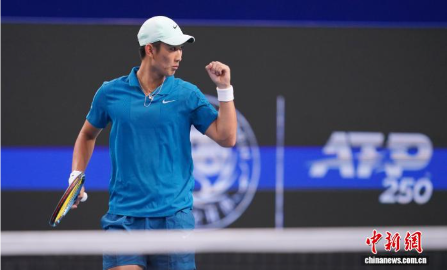 成都网球百年：从华西坝“皮毛蛋”到国际赛场“一网直前”