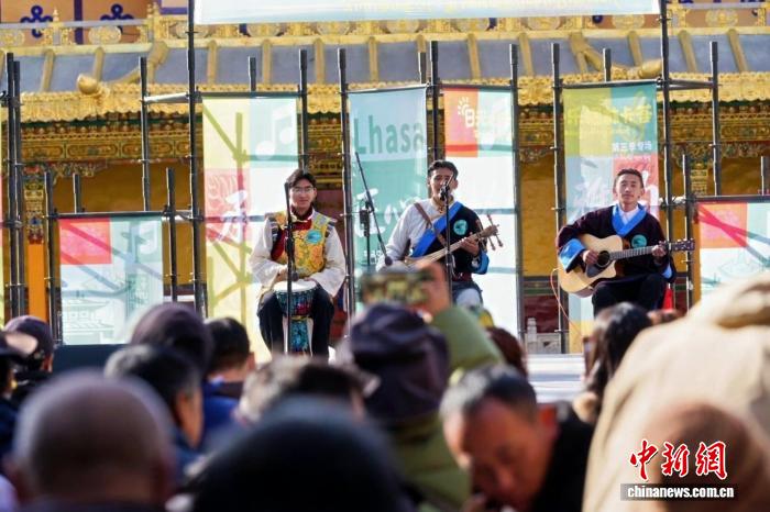 西藏罗布林卡举办系列文旅融合活动 丰富“冬游西藏”文化供给