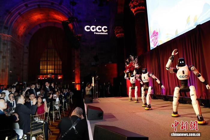 美国中国总商会举行2026年农历马年颁奖晚宴