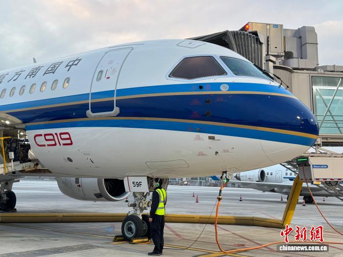 南航第九架C919国产大飞机正式投入运营